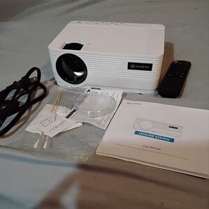 Vankyo Leisure 470 Pro Projector - White